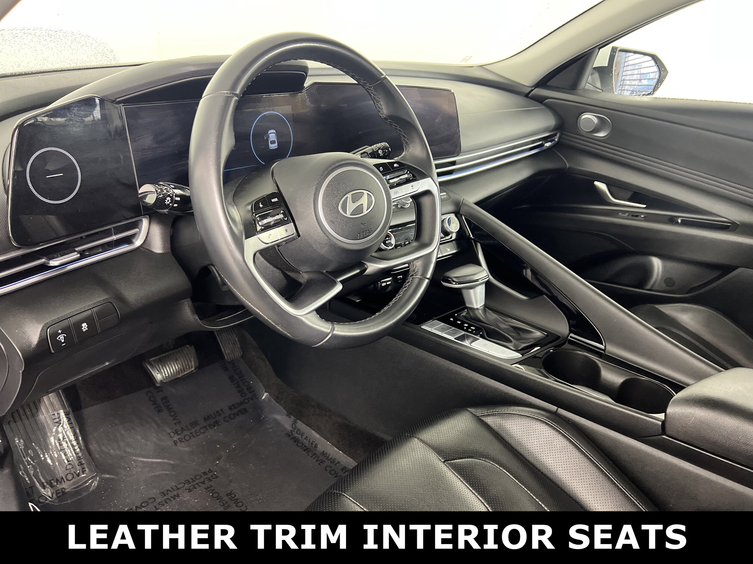 2024 Hyundai Elantra Limited photo 3