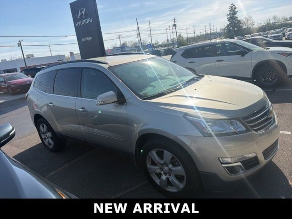 Used 2017 Chevrolet Traverse LT w/1LT SUV
