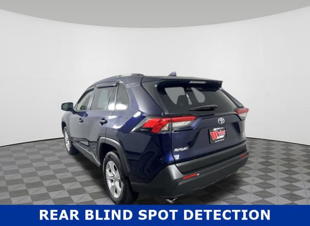 Used 2021 Toyota RAV4 XLE SUV