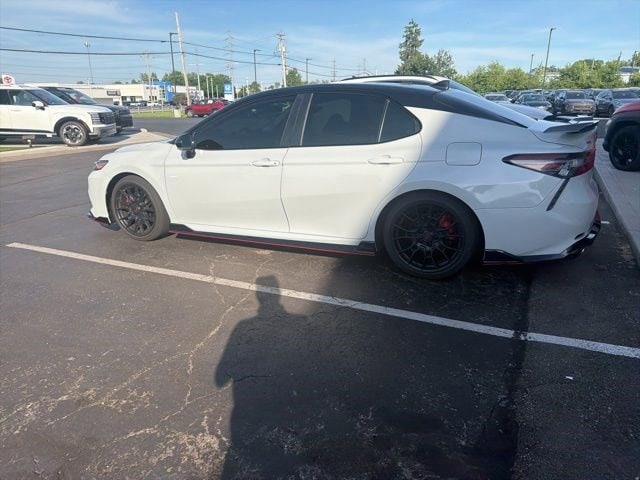 2021 Toyota Camry TRD - Photo 9