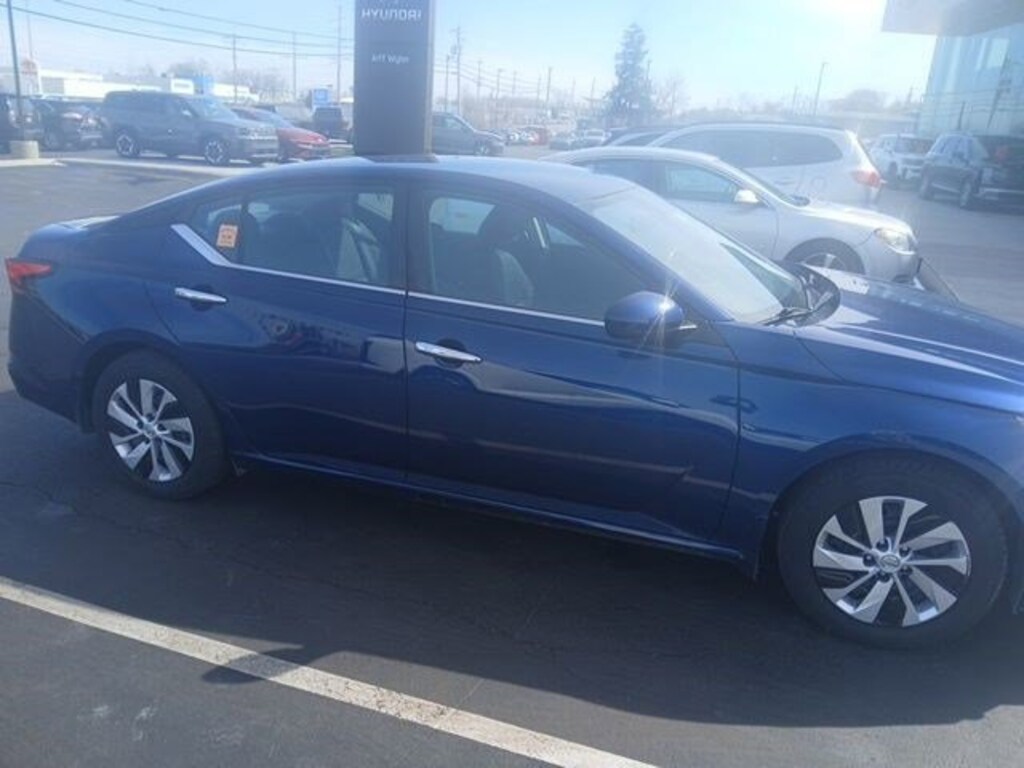 Used 2019 Nissan Altima 2.5 S Sedan