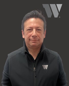 Staff member Leo Ranieri from ID_1e00fbedd157