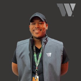 Staff member Rashad Jones from ID_1e00fbedd157