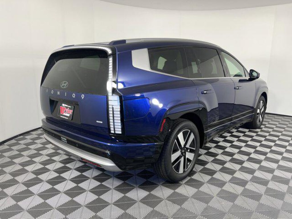 New 2026 Hyundai IONIQ 9 SEL SUV