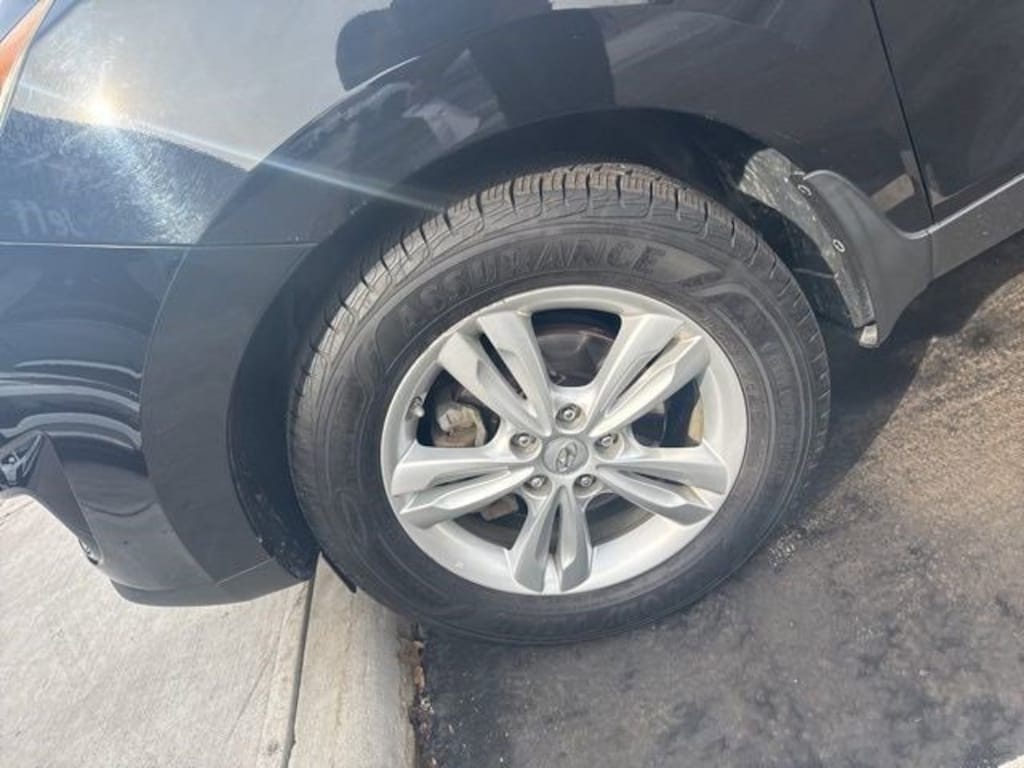 Used 2011 Hyundai Tucson GLS SUV