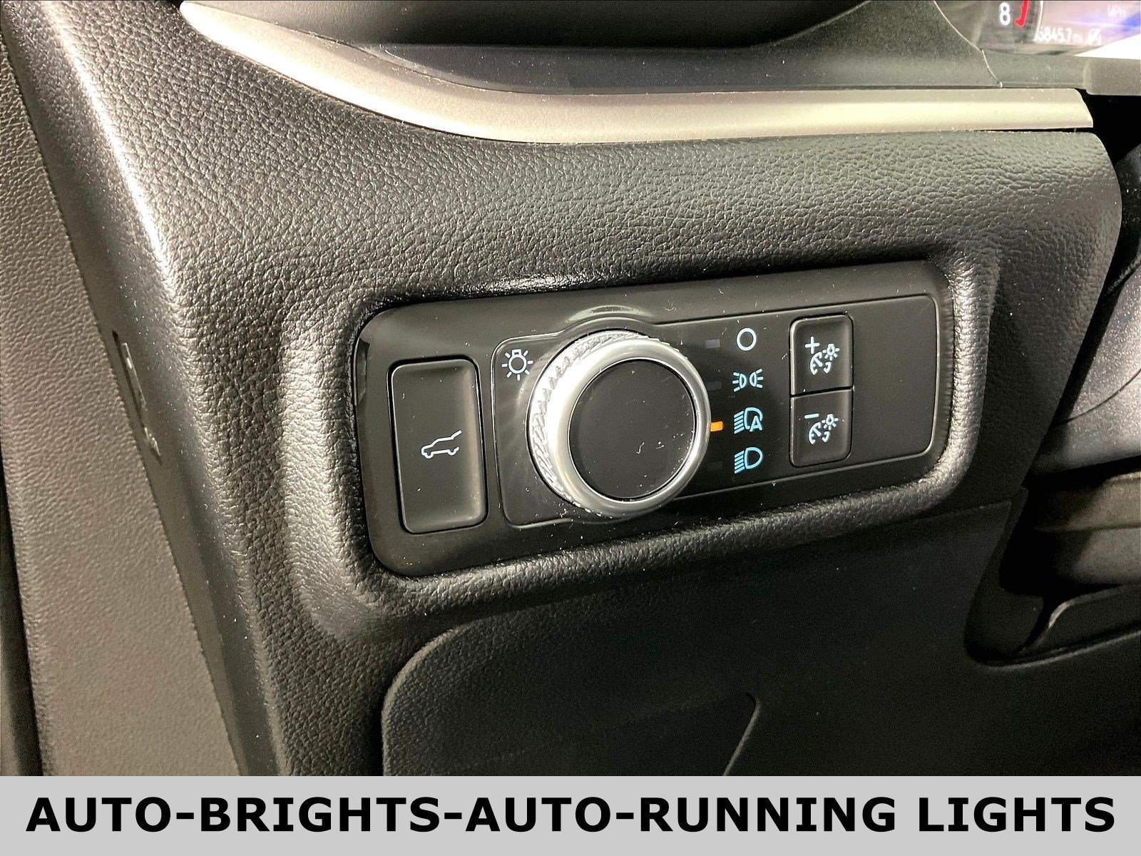 2021 Ford Explorer XLT - Photo 40