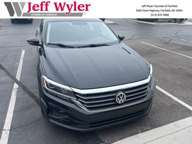 2021 Volkswagen Passat 2.0T S Auto's photo