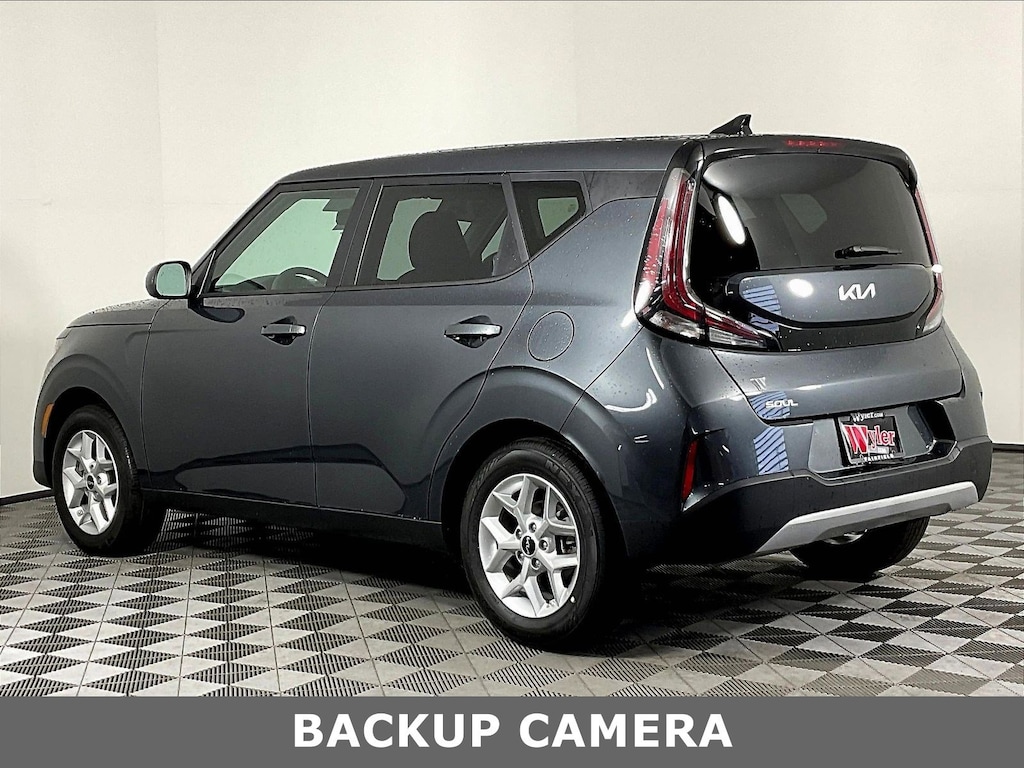 Used 2025 Kia Soul LX Hatchback