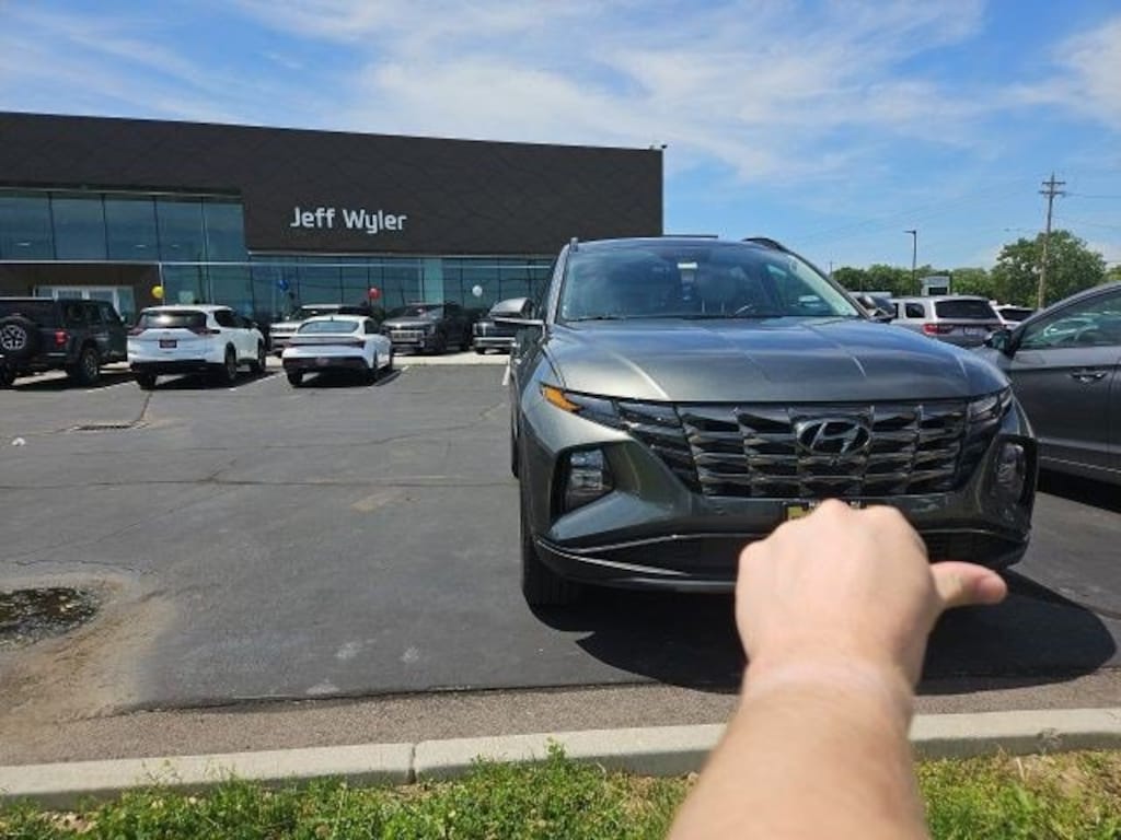 Used 2023 Hyundai Tucson Limited SUV