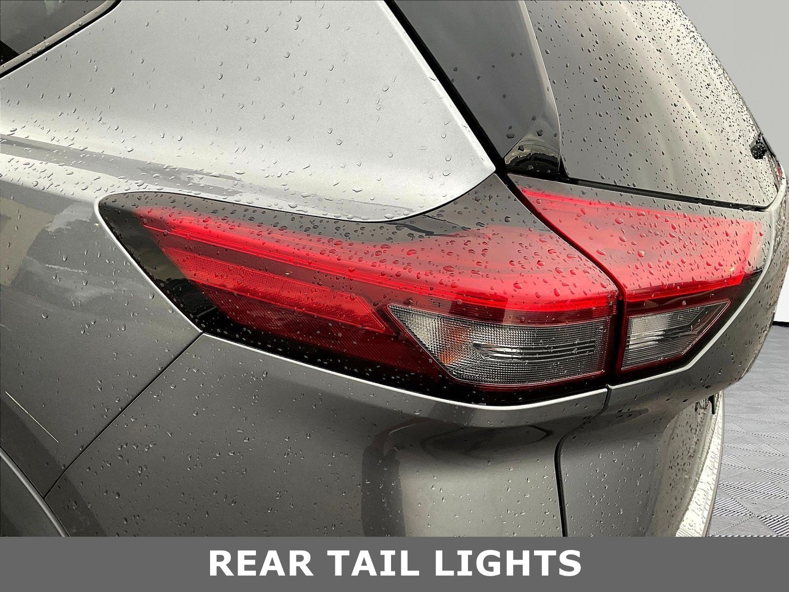 2021 Nissan Rogue SV - Photo 25