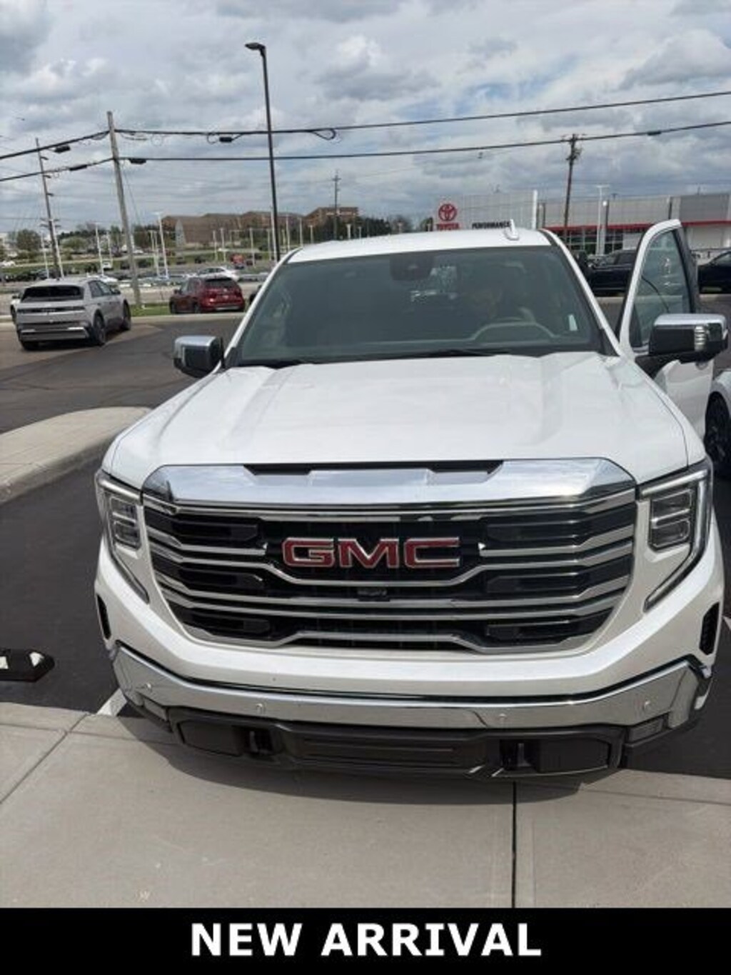 Used 2024 GMC Sierra 1500 SLT Truck Crew Cab
