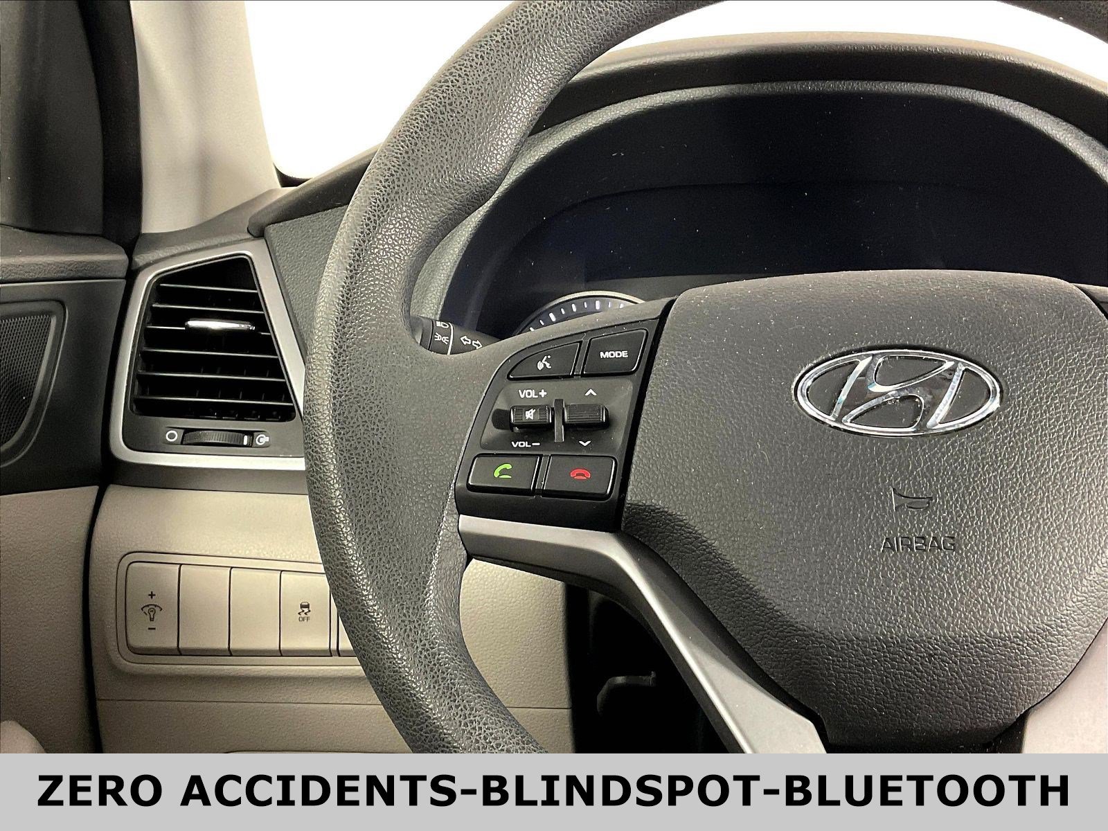 2018 Hyundai Tucson SE - Photo 14