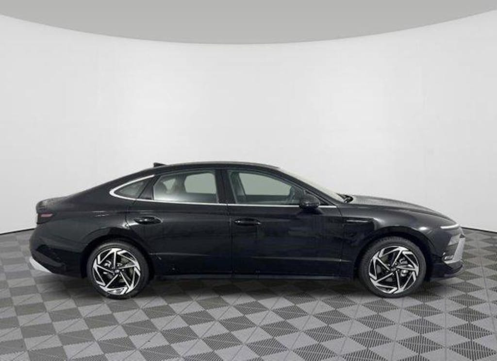 New 2026 Hyundai Sonata SEL Sport Sedan