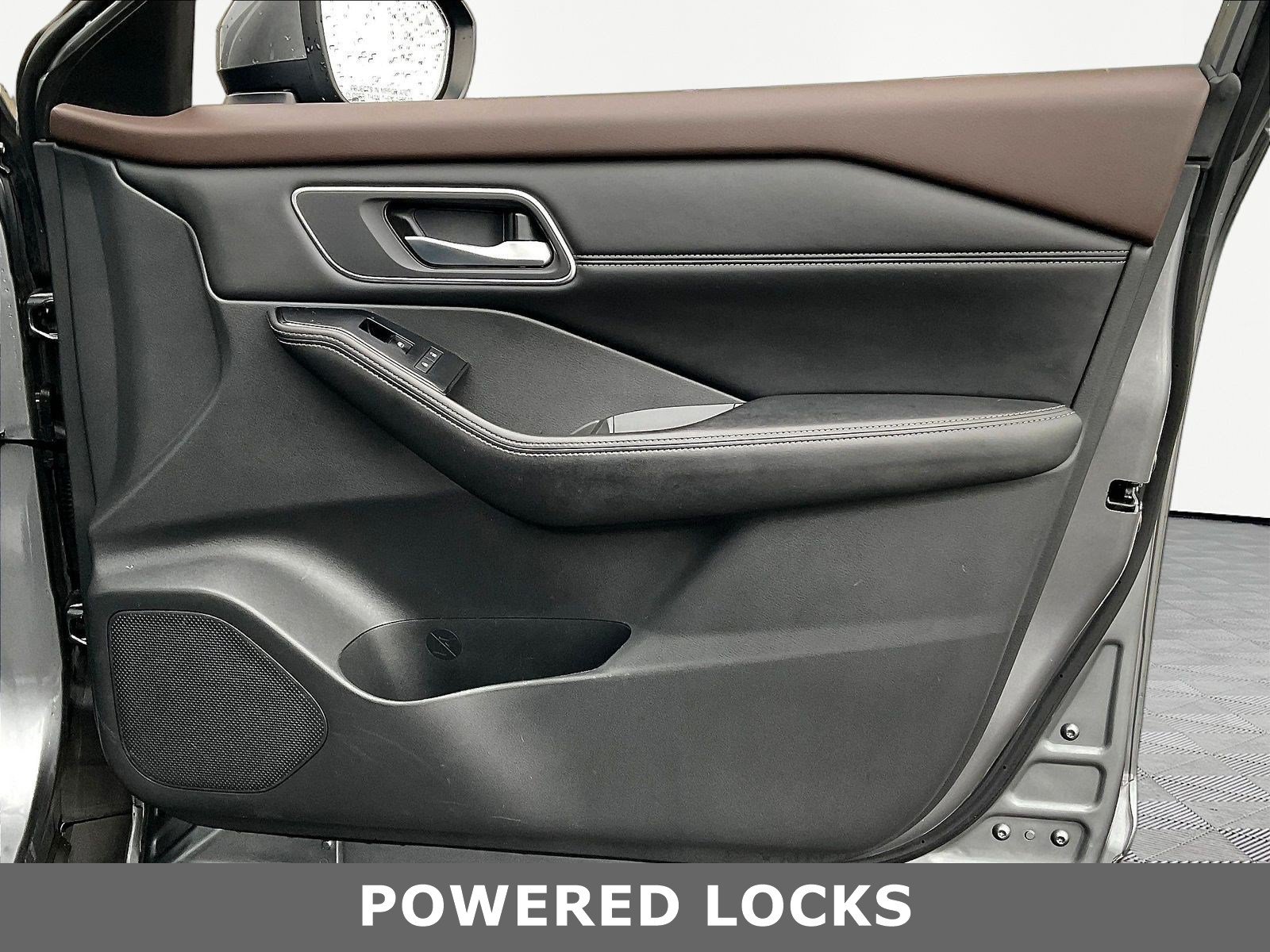 2021 Nissan Rogue SV - Photo 29