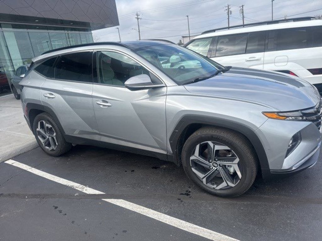 Used 2024 Hyundai Tucson Hybrid Limited SUV