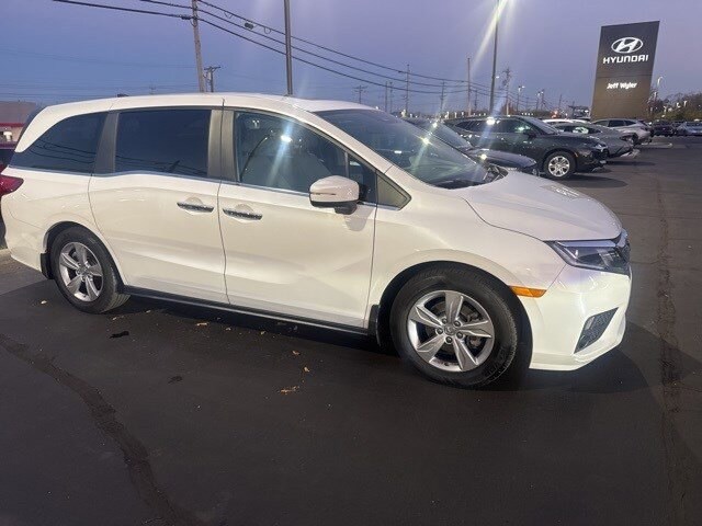 2020 Honda Odyssey EX-L photo 3