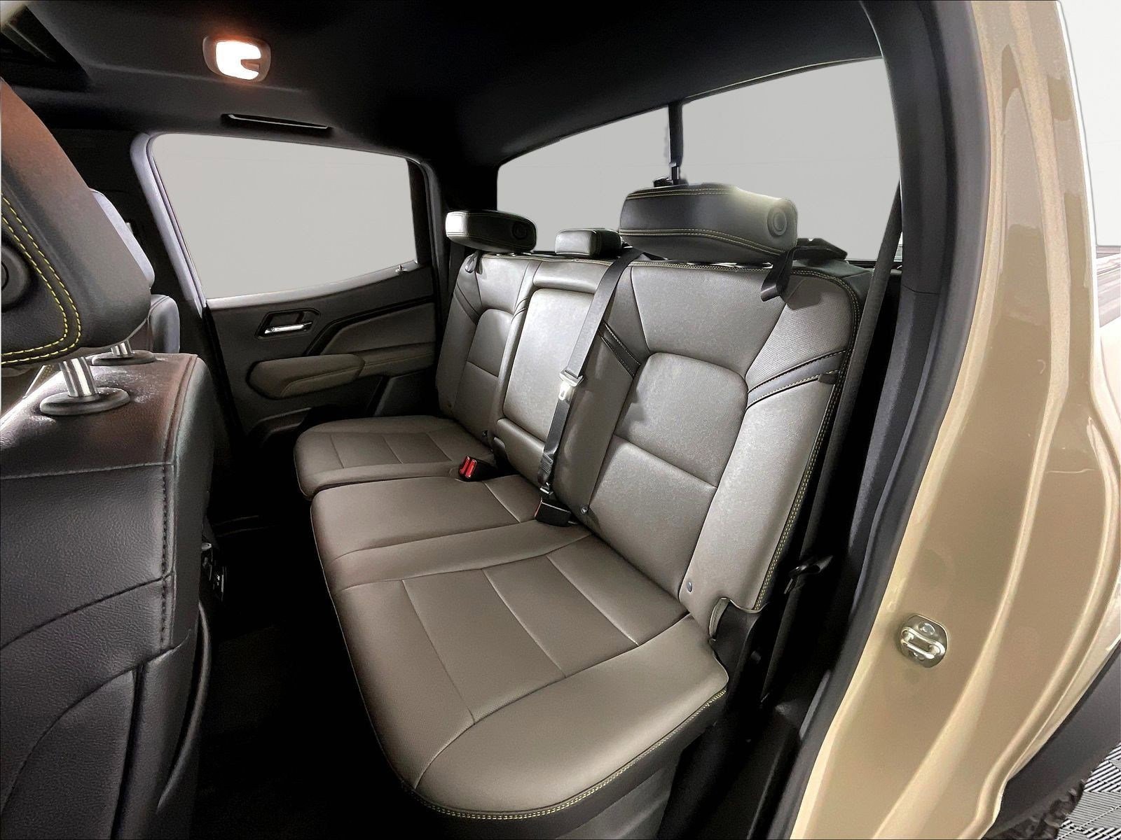 2024 Chevrolet Colorado ZR2 - Photo 22