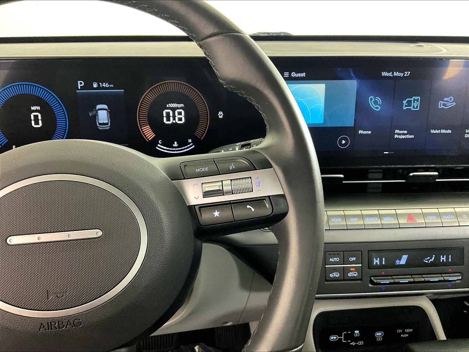 2025 Hyundai Kona SEL - Photo 12