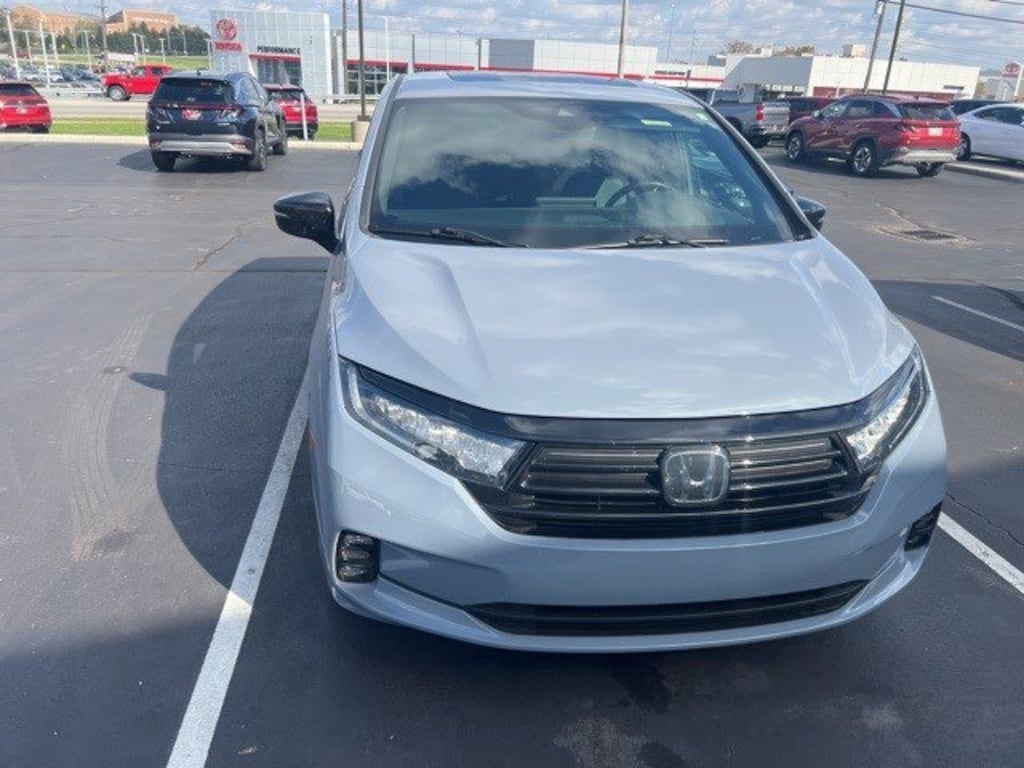 Used 2023 Honda Odyssey Sport Van