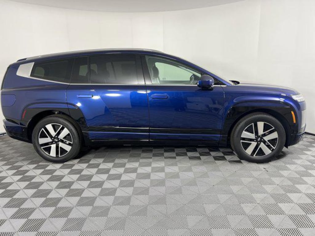 New 2026 Hyundai IONIQ 9 SEL SUV