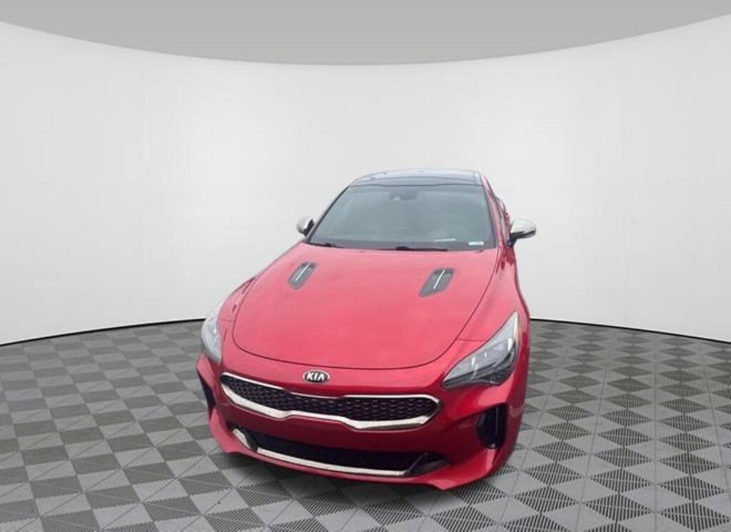Used 2018 Kia Stinger GT2 Sedan