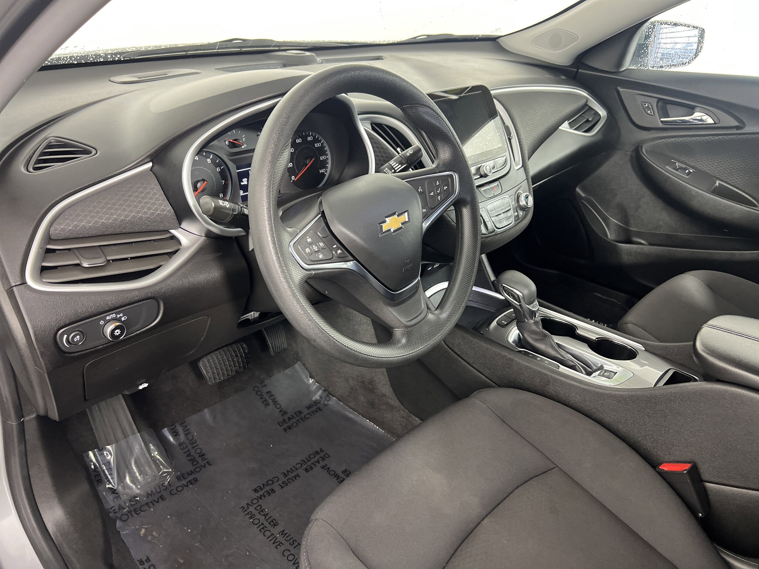 2024 Chevrolet Malibu 1LT photo 4
