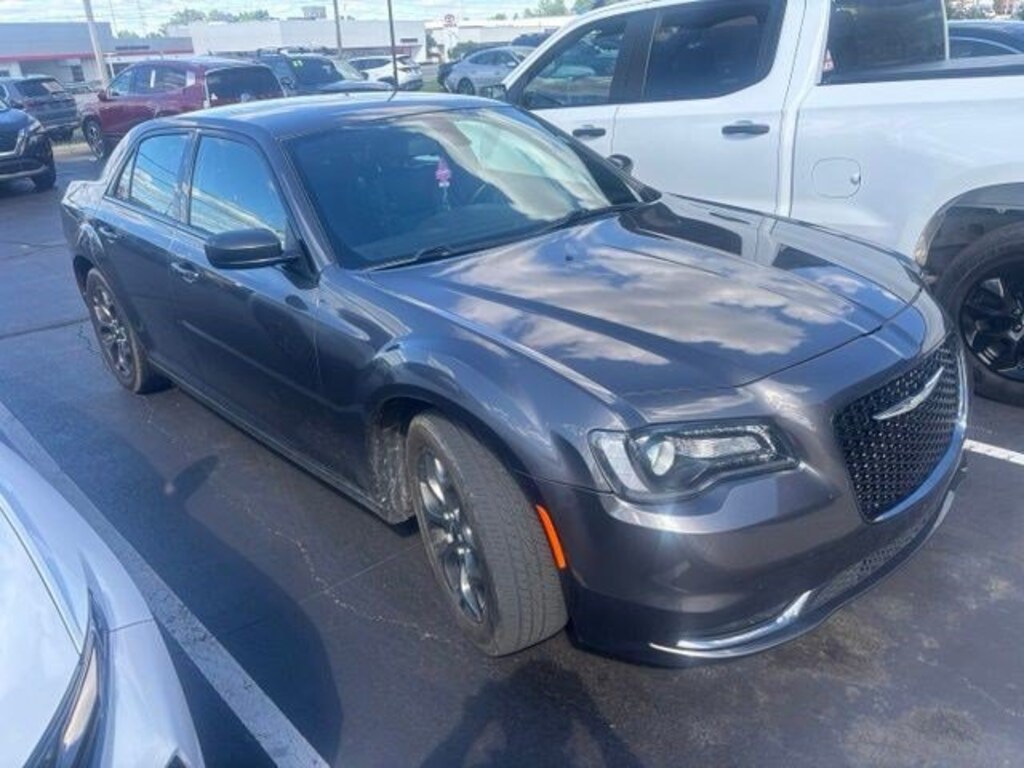 Used 2018 Chrysler 300 S Sedan