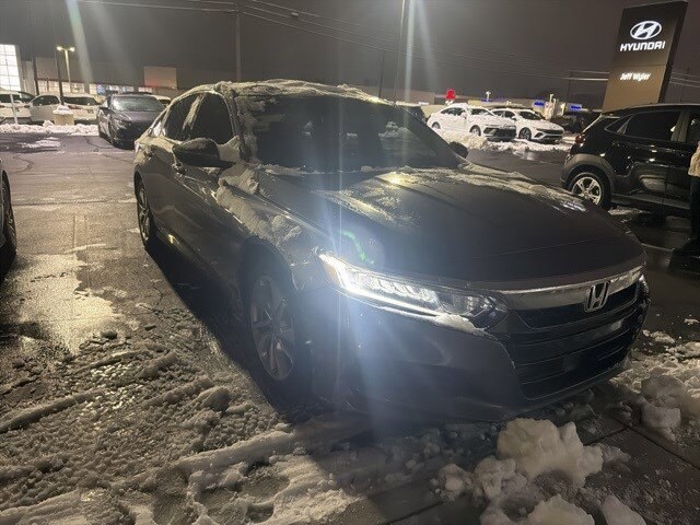 2018 Honda Accord LX photo 2