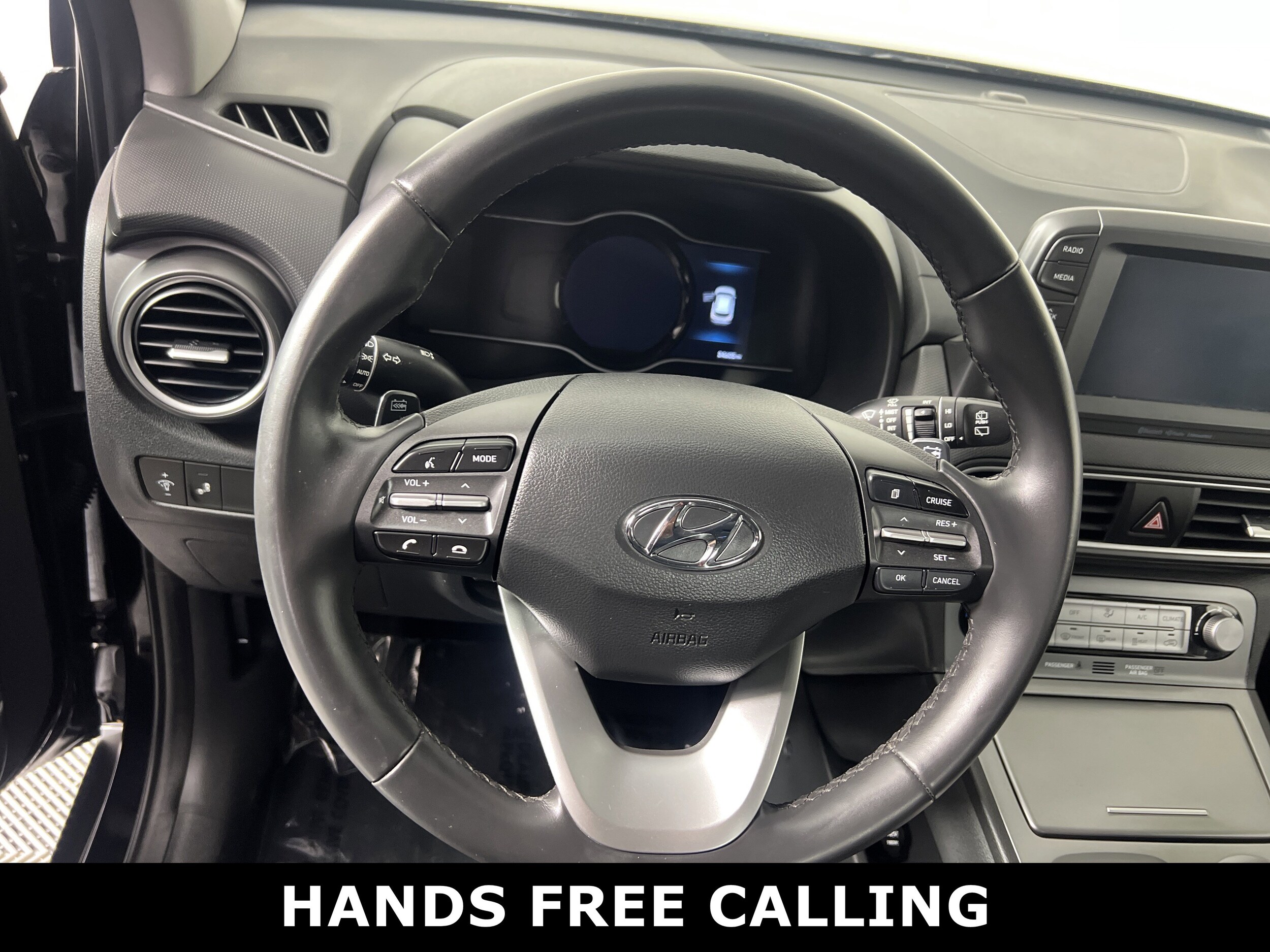 2020 Hyundai Kona Electric Limited photo 3