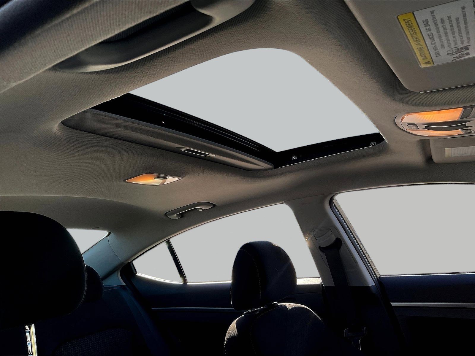 2018 Hyundai Elantra Value Edition - Photo 25