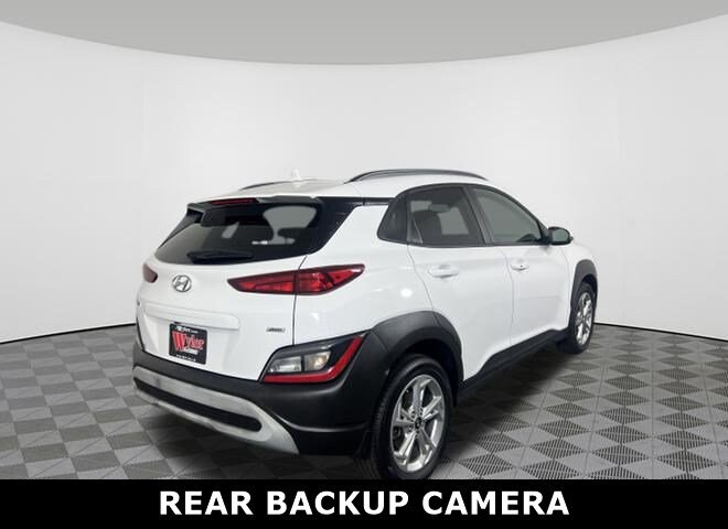 2023 Hyundai Kona SEL photo 3