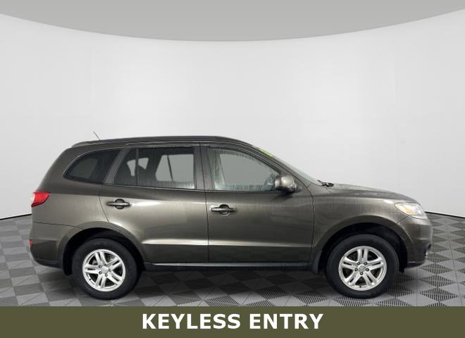Used 2012 Hyundai Santa Fe GLS with VIN 5XYZGDAG0CG165633 for sale in Fairfield, OH