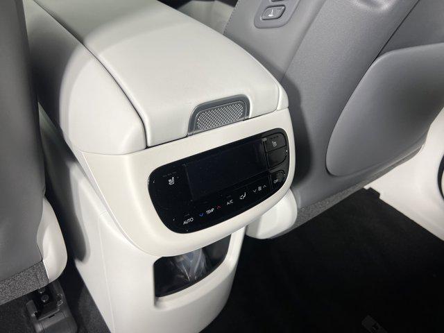 2026 Hyundai IONIQ 9 SEL - Photo 9