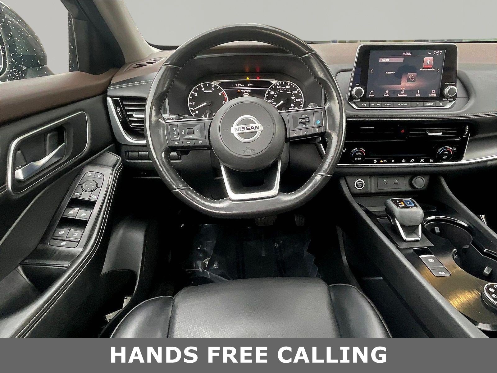 2021 Nissan Rogue SV - Photo 11