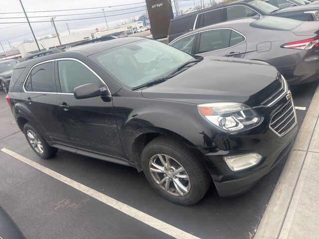 2017 Chevrolet Equinox LT photo 4