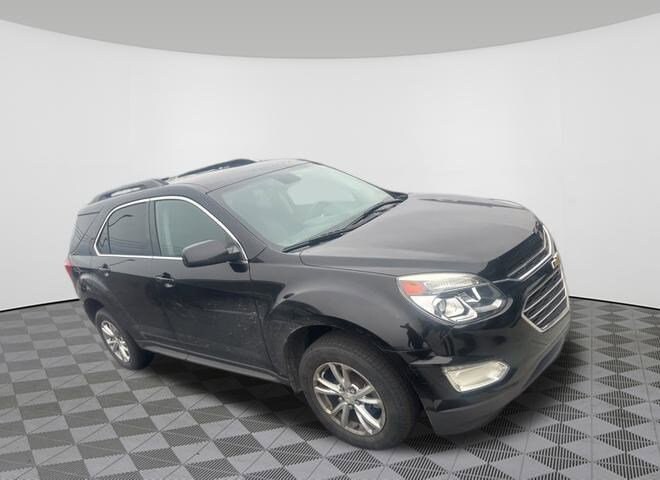 2017 Chevrolet Equinox LT photo 4