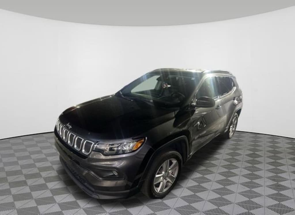 Used 2022 Jeep Compass Latitude SUV