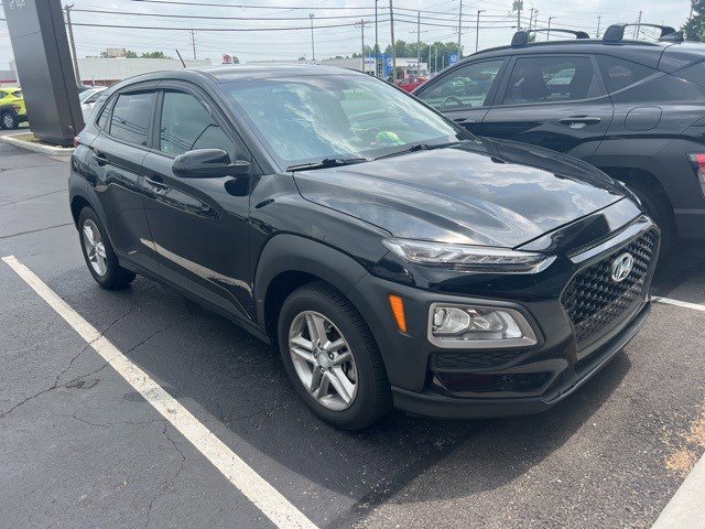 Used 2018 Hyundai Kona SE with VIN KM8K1CAAXJU065278 for sale in Fairfield, OH