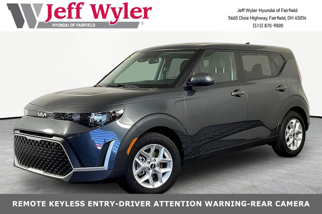Used 2025 Kia Soul LX Hatchback