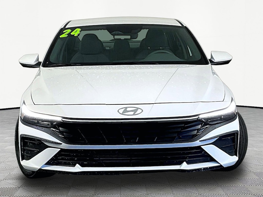 Used 2024 Hyundai Elantra SEL Sedan
