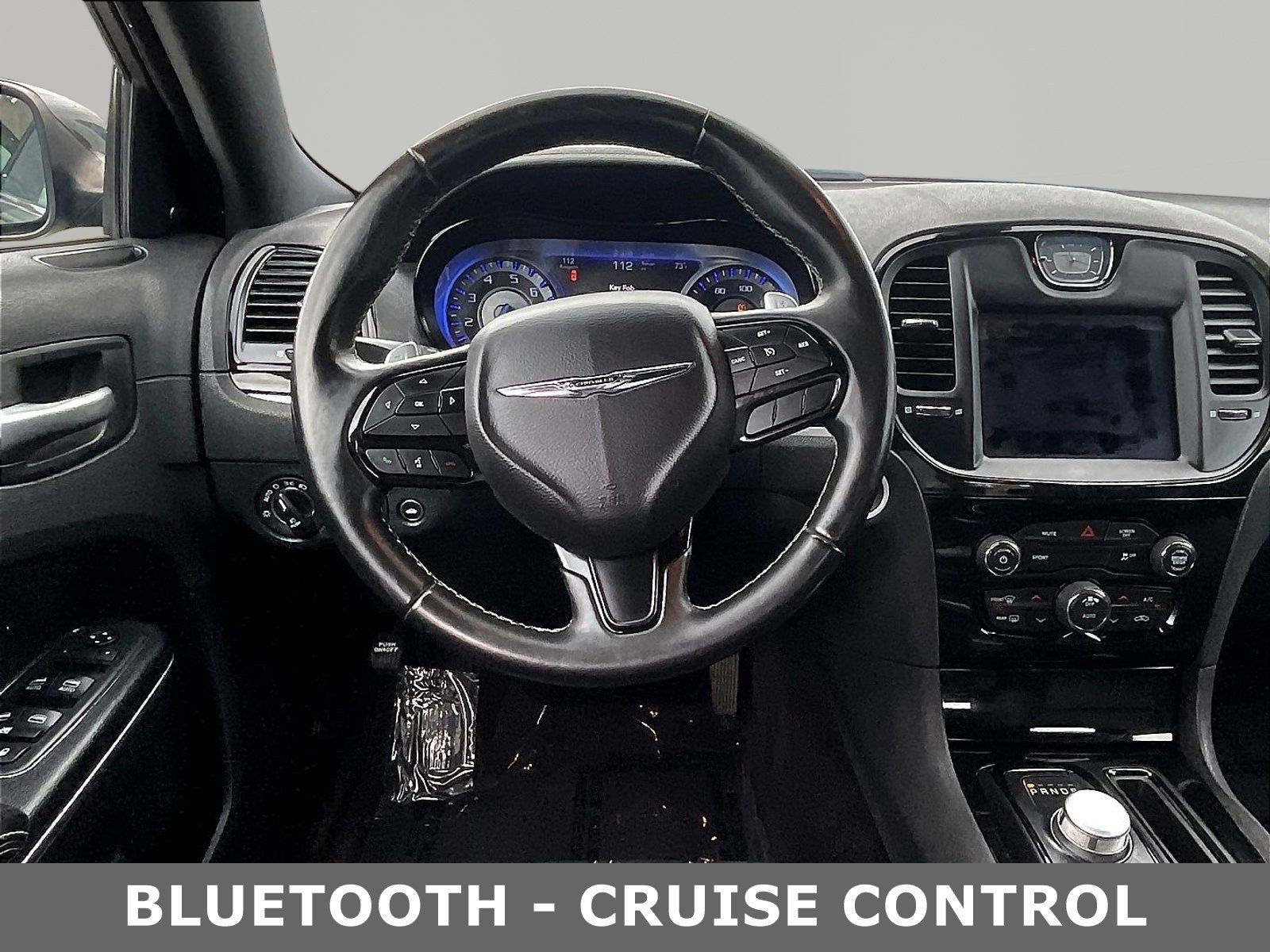 2018 Chrysler 300 S - Photo 11