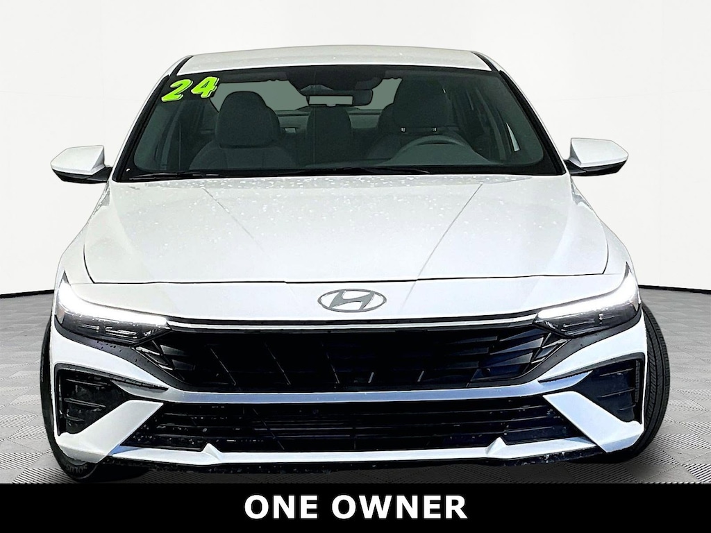Used 2024 Hyundai Elantra SEL Sedan
