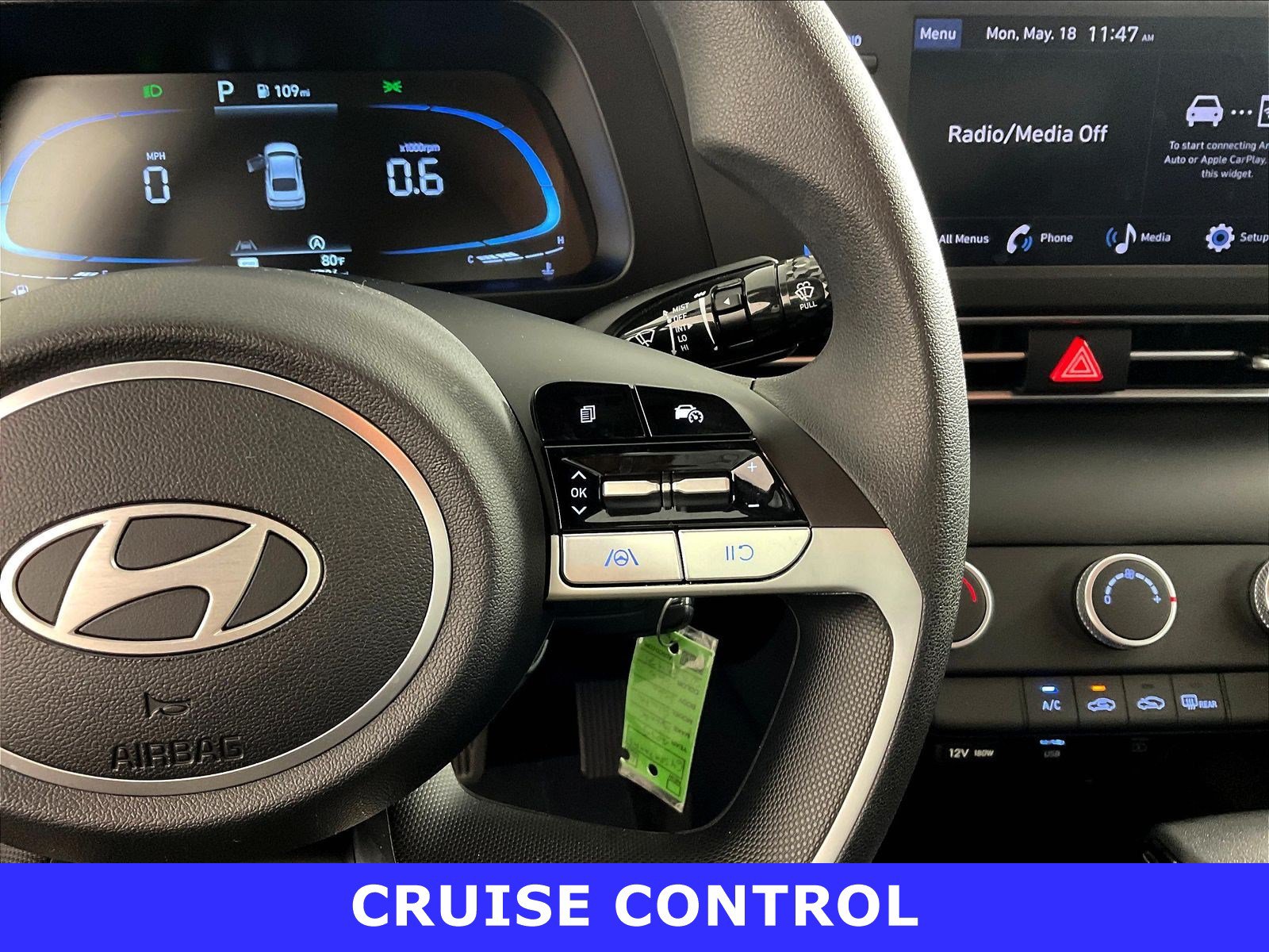 2025 Hyundai Elantra SE - Photo 15