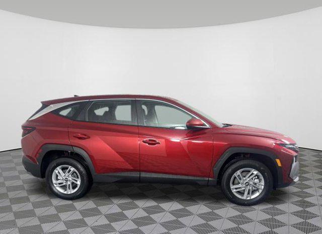 2026 Hyundai Tucson SE photo 2