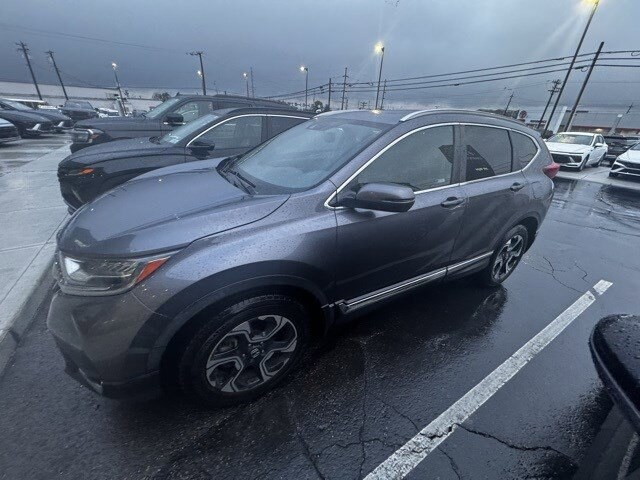 2019 Honda CR-V Touring photo 3