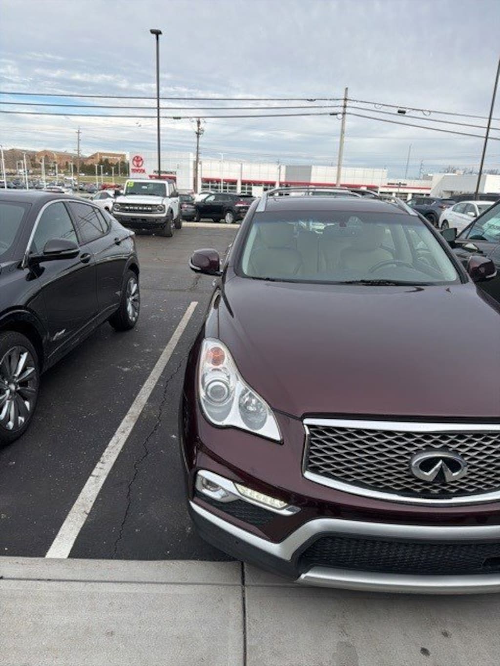 Used 2017 INFINITI QX50 SUV