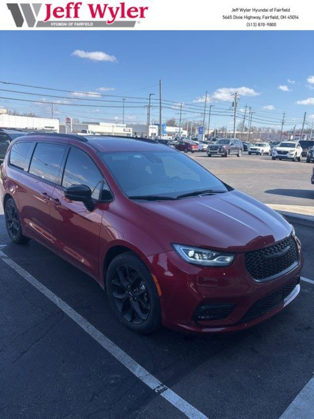 Used 2024 Chrysler Pacifica Touring L Van Passenger Van