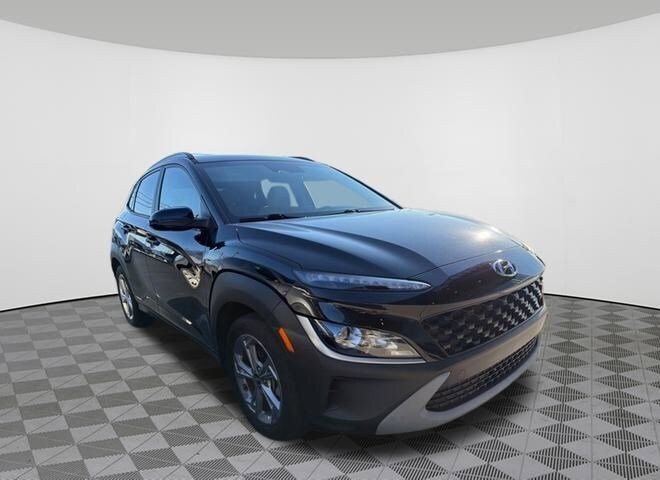 2023 Hyundai Kona SEL photo 3