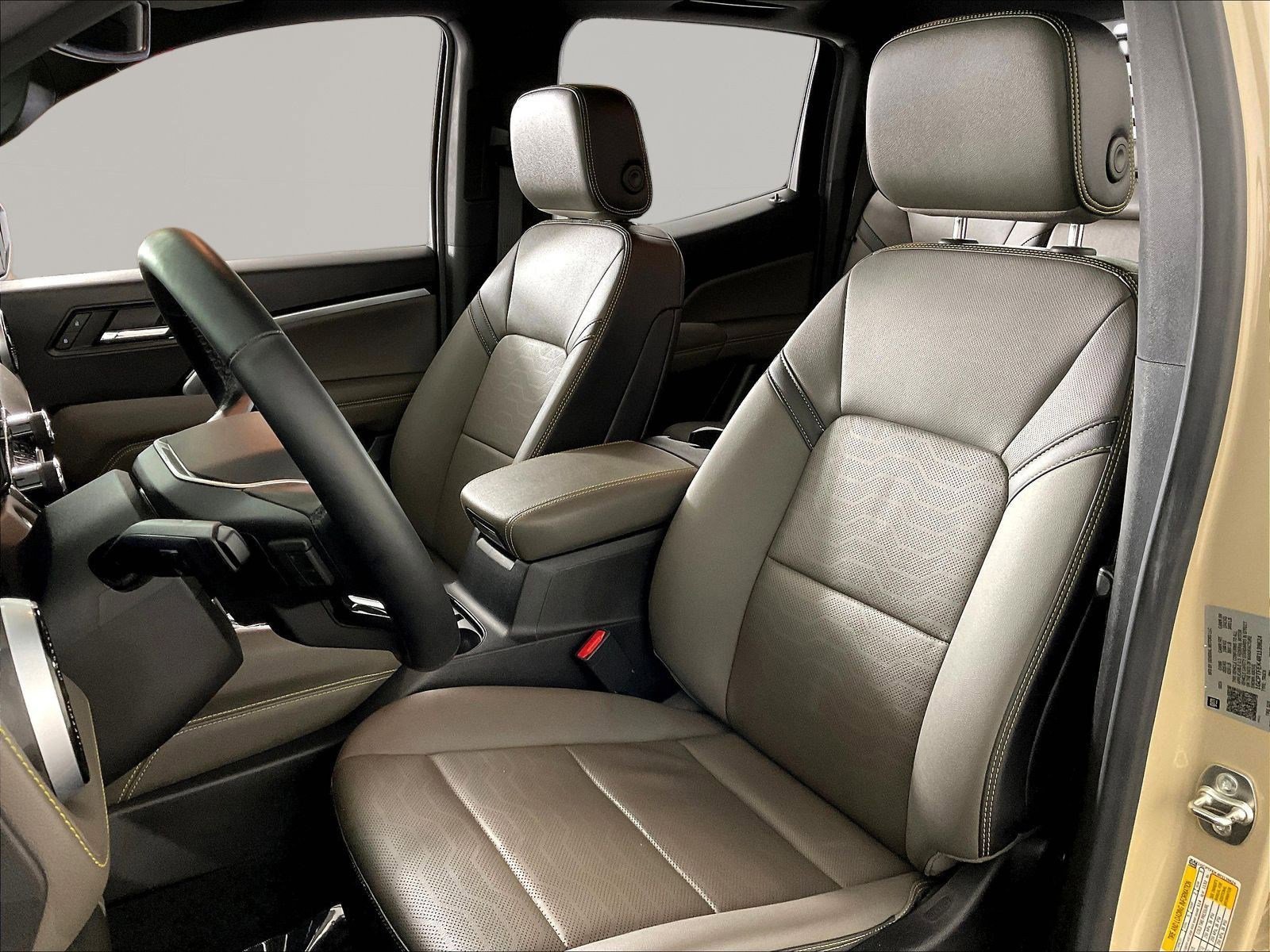 2024 Chevrolet Colorado ZR2 - Photo 21
