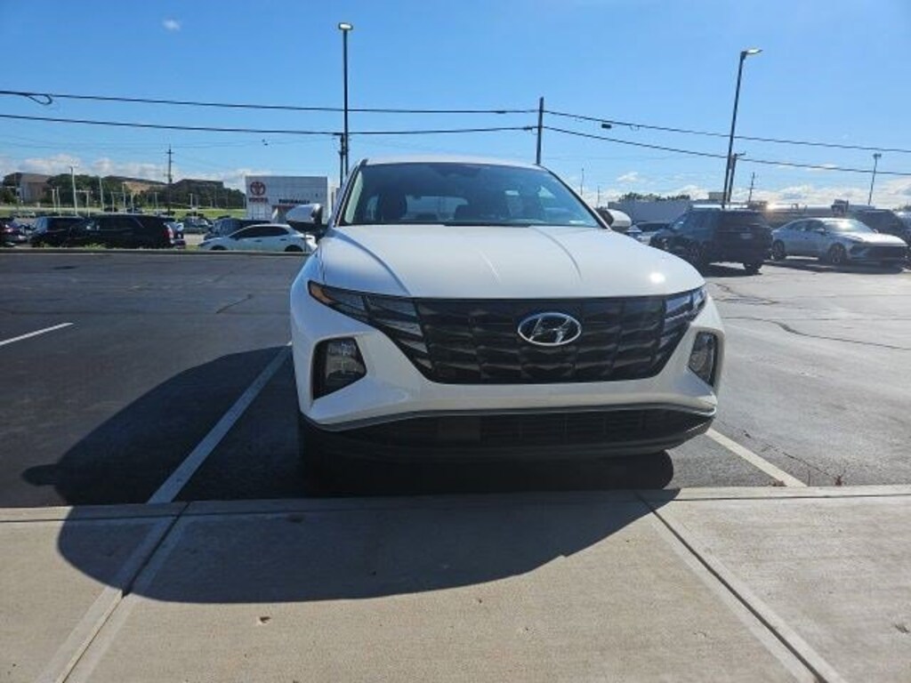 Used 2023 Hyundai Tucson SE SUV